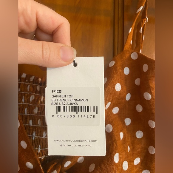 Faithful the brand NWT crop top - Picture 2 of 3